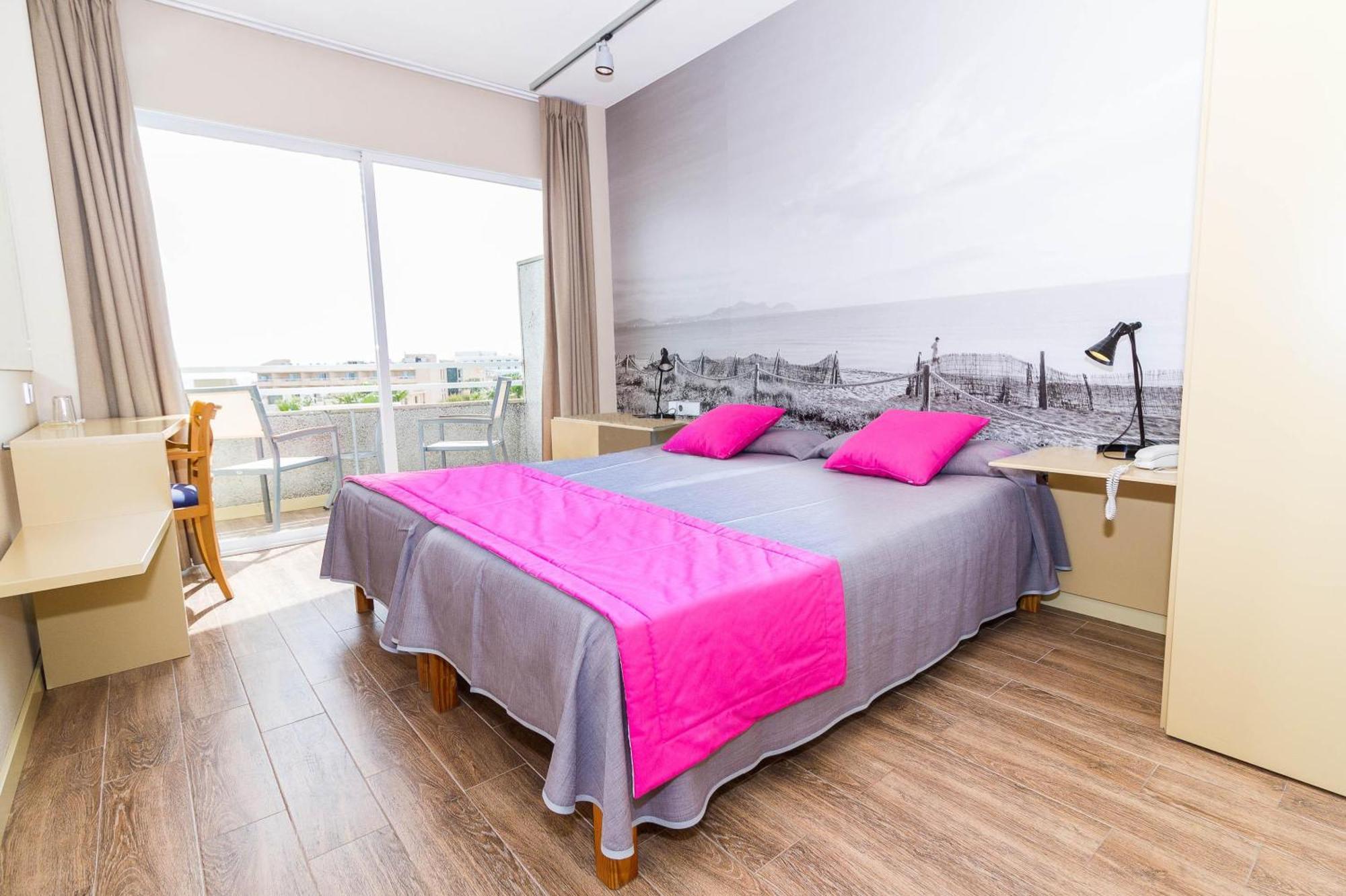 Apartahotel Eix Platja Daurada &