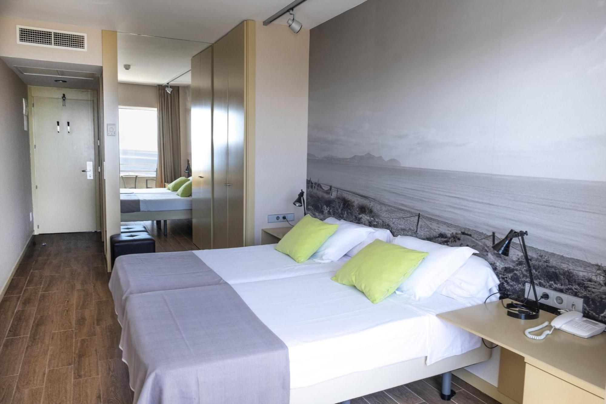 Eix Platja Daurada & 4* Can Picafort (Mallorca)