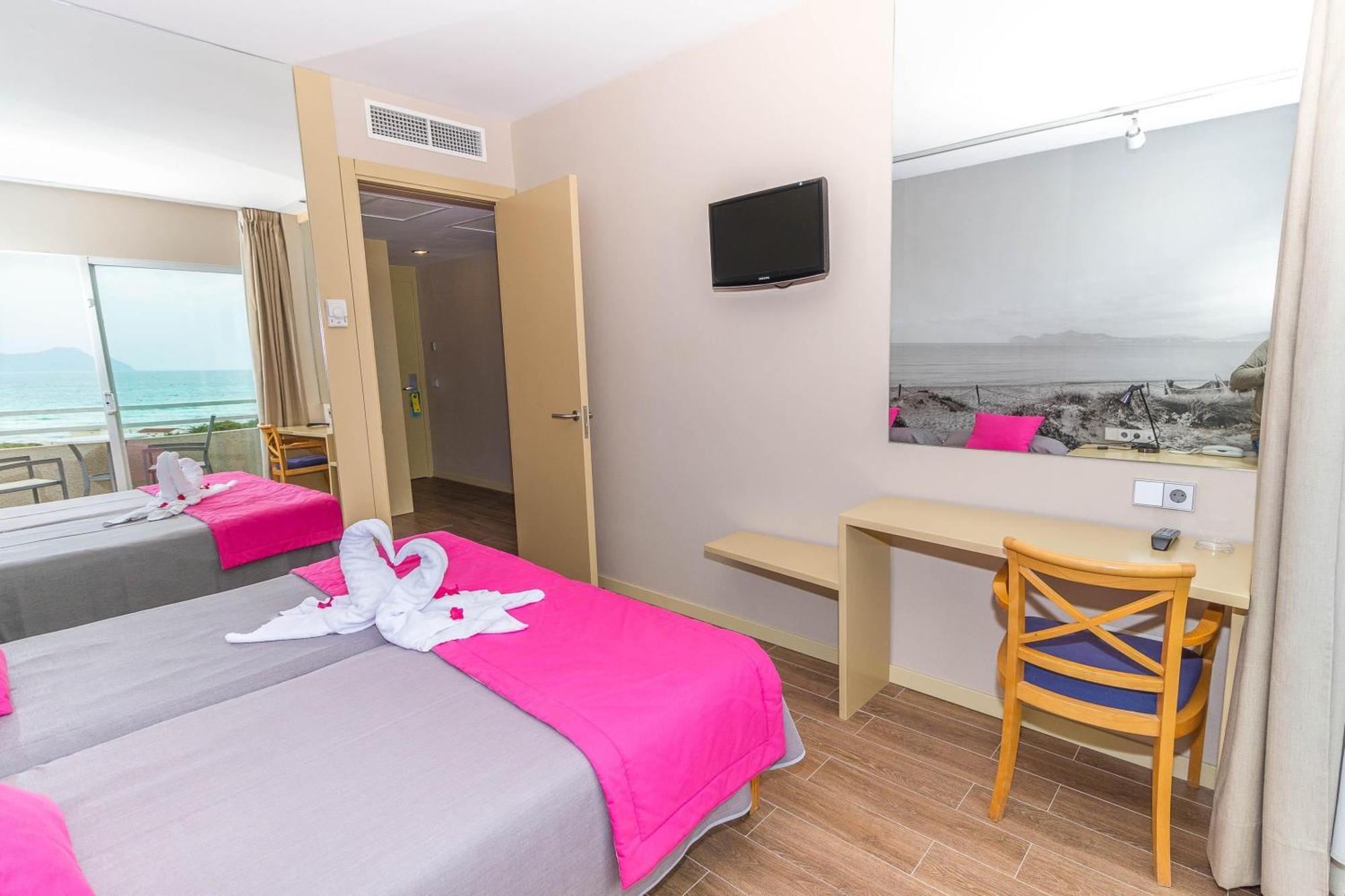 Eix Platja Daurada & 4*