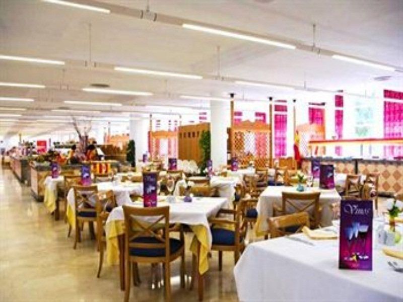 Aparthotel Eix Platja Daurada &